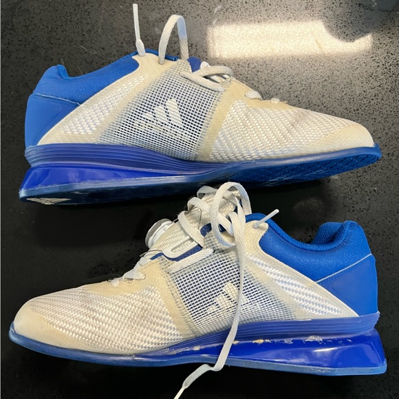 Adidas Leistung Weightlifting Shoes - Picture 2 of 4